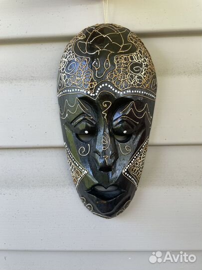 Настенное пано маска