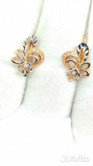 Золотые серьги с фианитом
