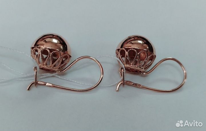 Золотые серьги