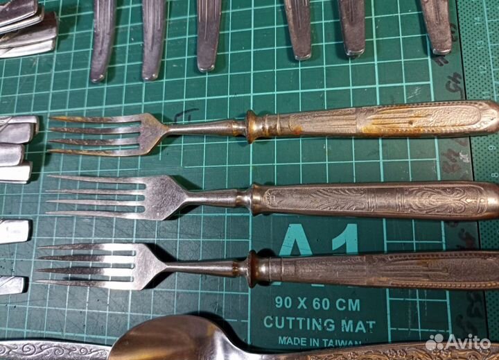 Набор столовых приборов СССР, и 