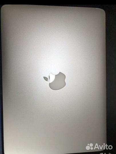 Macbook pro 13 2015 core i7/16/512