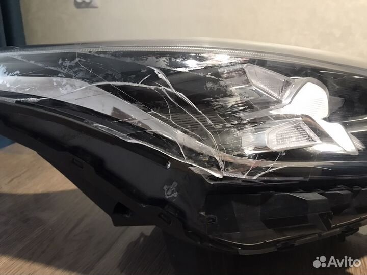 Правая фара kia cerato 4