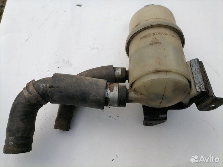 Бачок гидроусилителя руля Kia Sportage grand FE