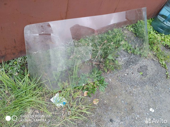 Лобовое стекло