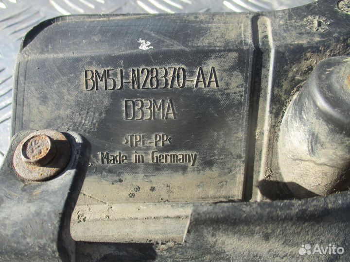 Брызговик задний правый Ford focus 3 2012г