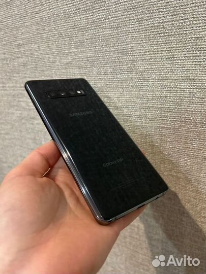 Samsung Galaxy S10+, 8/128 ГБ