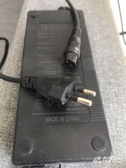 Зарядка для самоката Kugoo M4PRO (Куго М4 про)