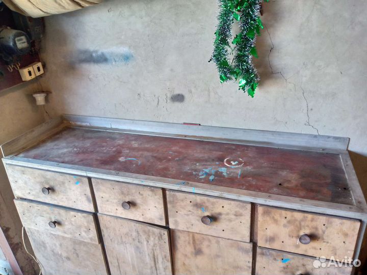 Верстак для гаража с ящиками