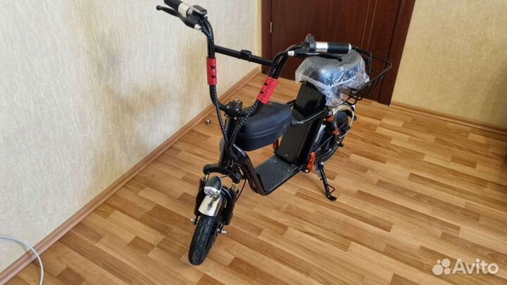 Электросамокат новый