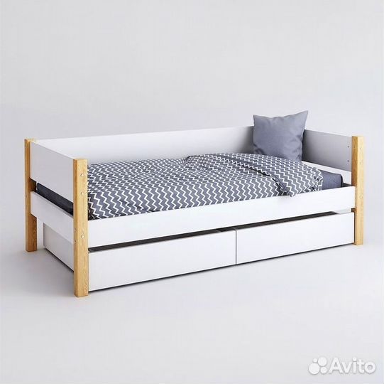 Детская кровать двухярусная