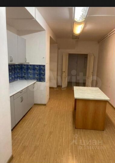 Помещение на Дзержинского, 1 этаж, 260 м2 - без ко