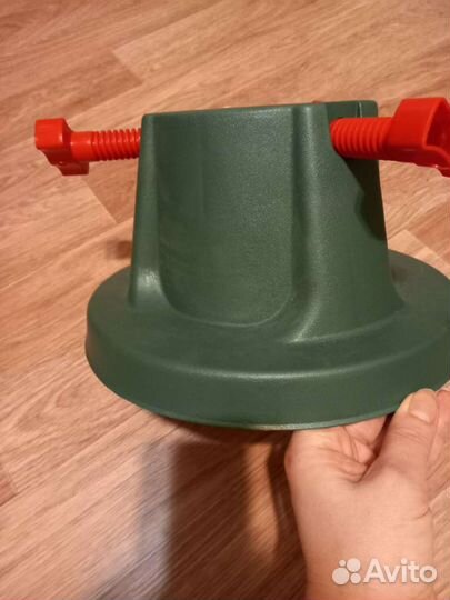 Подставка под живую елку