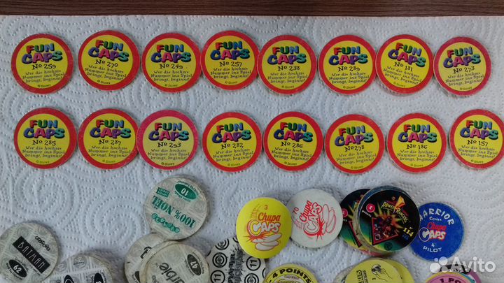 Fun Caps фишки Disney 16 шт. + бита