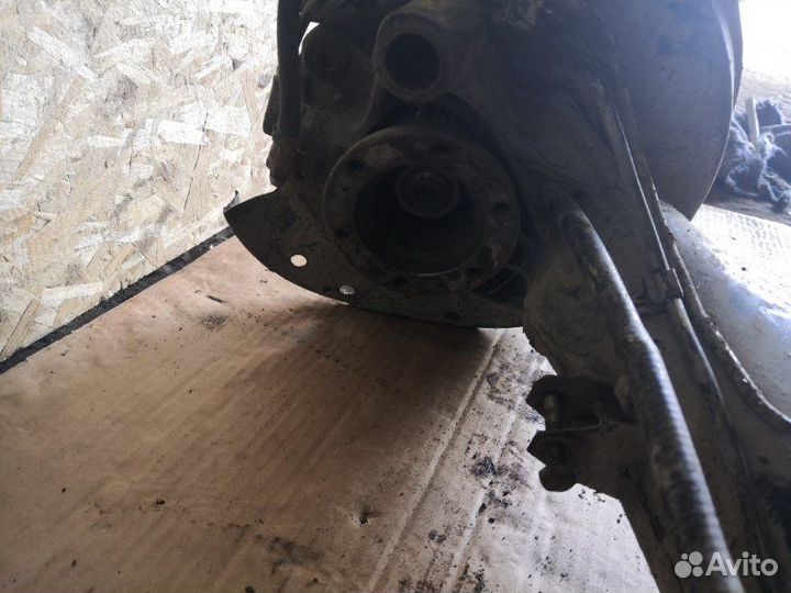 Ступица задняя левая Bmw 5-Series E34