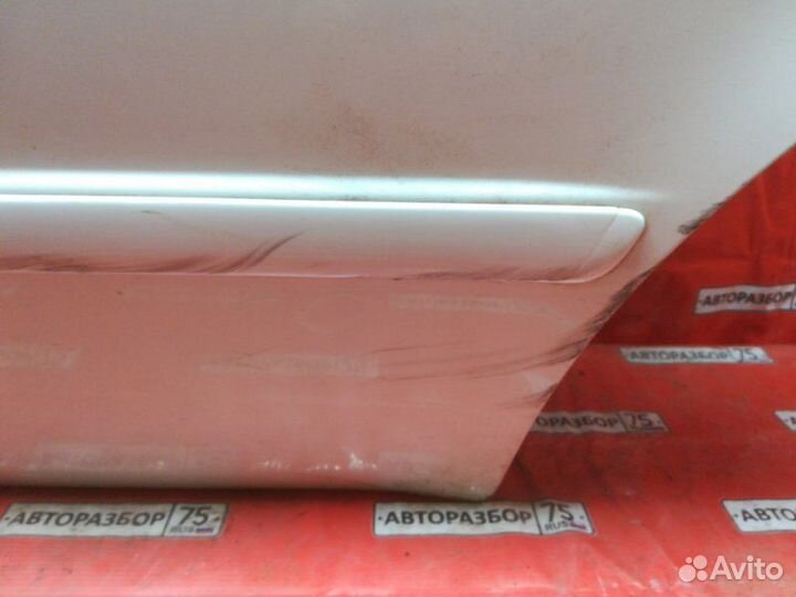 Дверь боковая задняя левая Toyota Corolla EE111