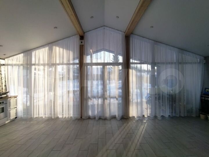 Дом 93 м² на участке 6 сот.