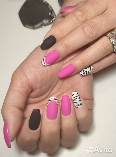 Маникюр, педикюр