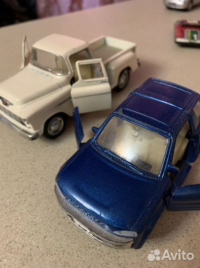 Машинки модельки