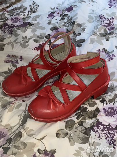 Туфли красные