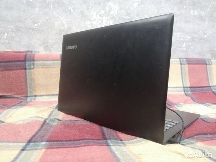 Lenovo. I3/8gb/GTX 940mx 2gb/ssd