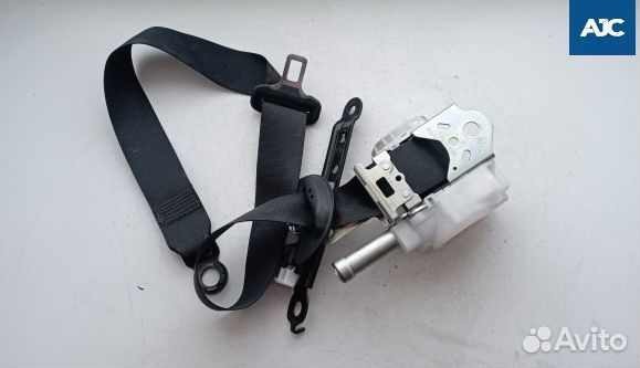 Ремень передний правый Toyota RAV-4 (XA50)