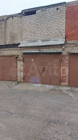 Гараж, > 30 м²