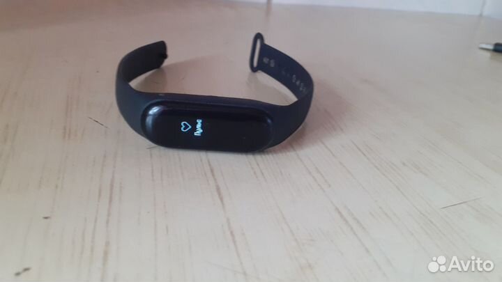 Смарт-часы наруч. водонепрониц. xiaomi mi band 4