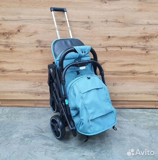 Коляска прогулочная