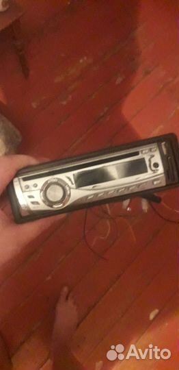 Автомобильная магнитола.Денег не надо