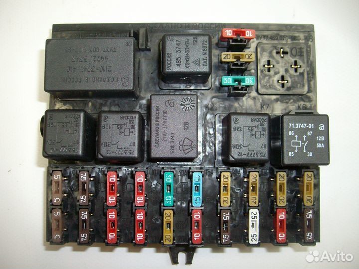Блок предохранительный монтажный на ваз 2112 2110