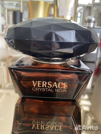 Versace crystal noir. Narciso Eau DE Parfum Rouge