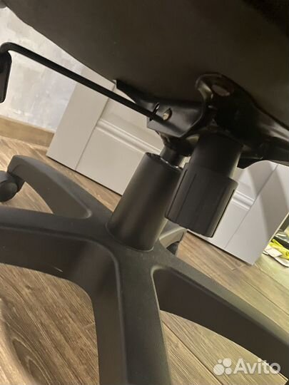 Компьютерное кресло руководителя Brabix