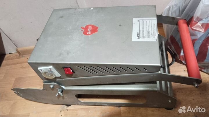 Ручной запайщик контейнеров clio 06