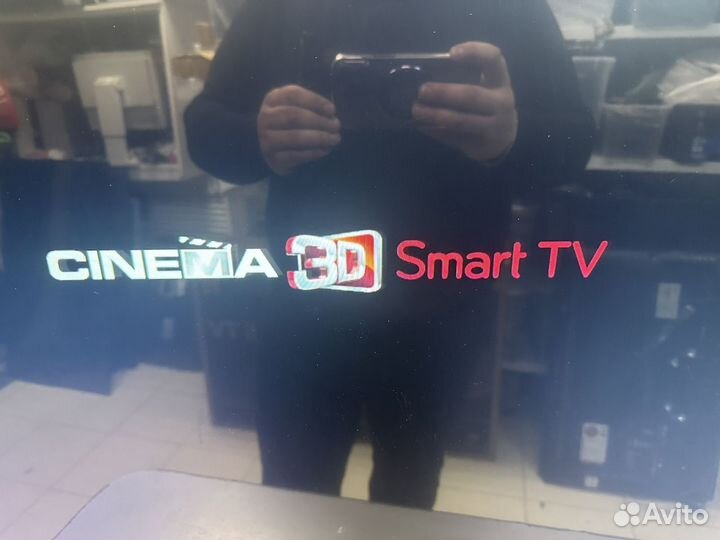 Телевизор Lg 42 дюйма со SMART tv и 3D