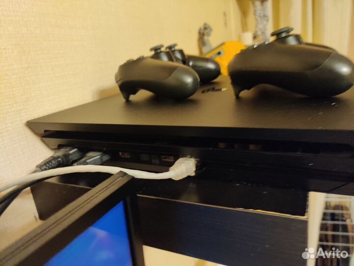 Sony playstation 4 PS4 pro 1tb