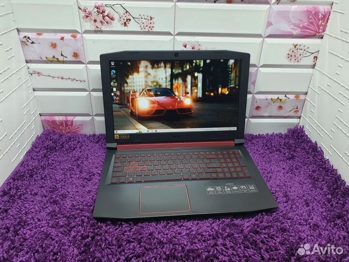Acer nitro IPS full HD i5 8 GeForce GTX 1050-4GB