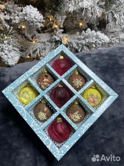 Новогодние шоколадные наборы