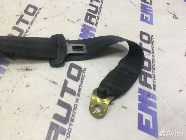 Ремень безопасности задний Шкода Суперб