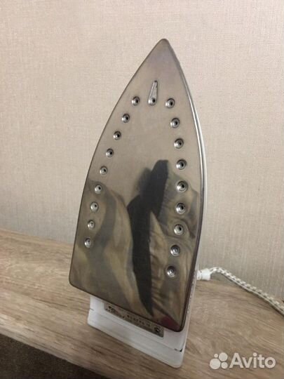 Утюг ладомир