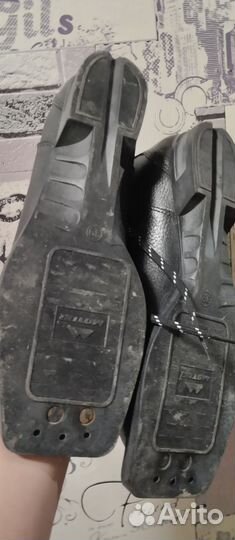 Лыжные ботинки 39