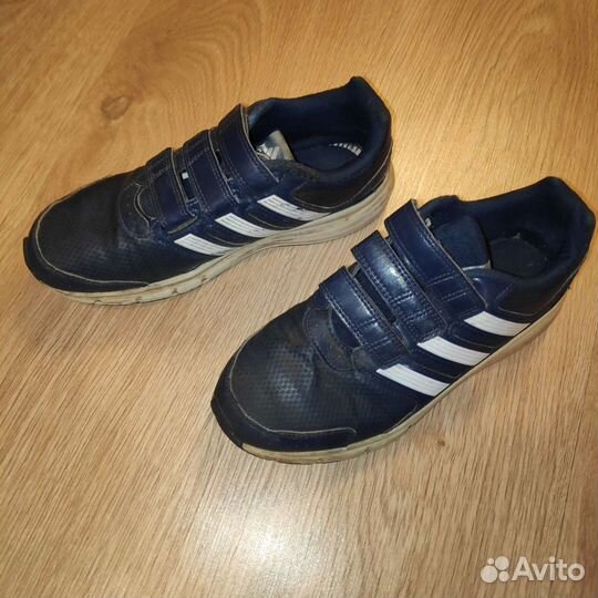 Кроссовки детские Adidas б/у