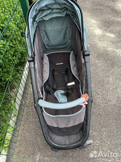 Прогулочная коляска