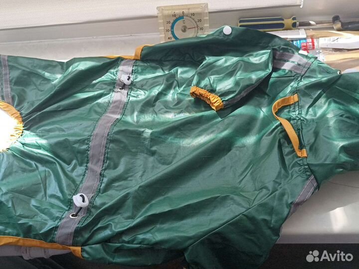 Ветровка для собаки