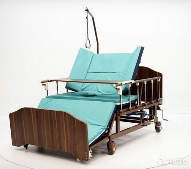 Медицинская кровать для инвалидов