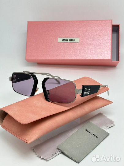 Солнцезащитные очки miu miu