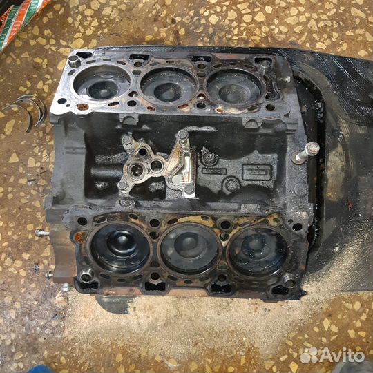 Блок целиндров Kia Mohave D6EA 211003A501