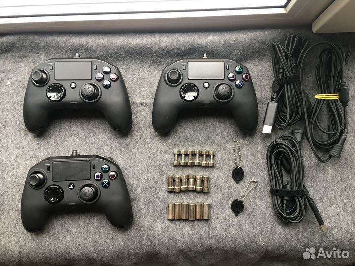 Геймпад PS4 Nacon revolution pro controller 3шт