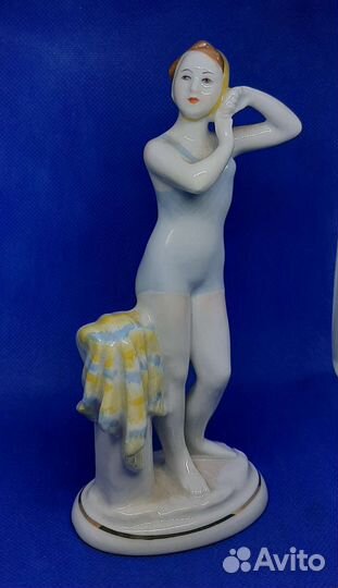 Статуэтка Пловчиха. лфз