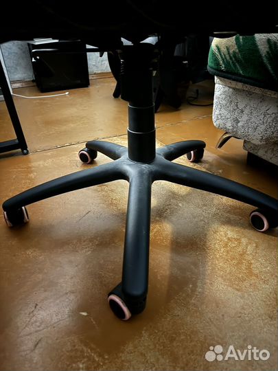 Игровое кресло cougar armor one