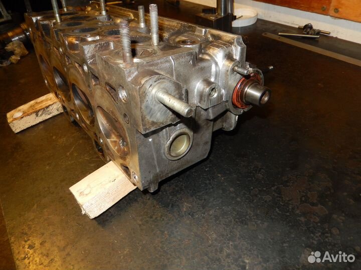 Головка блока цилиндров 21083